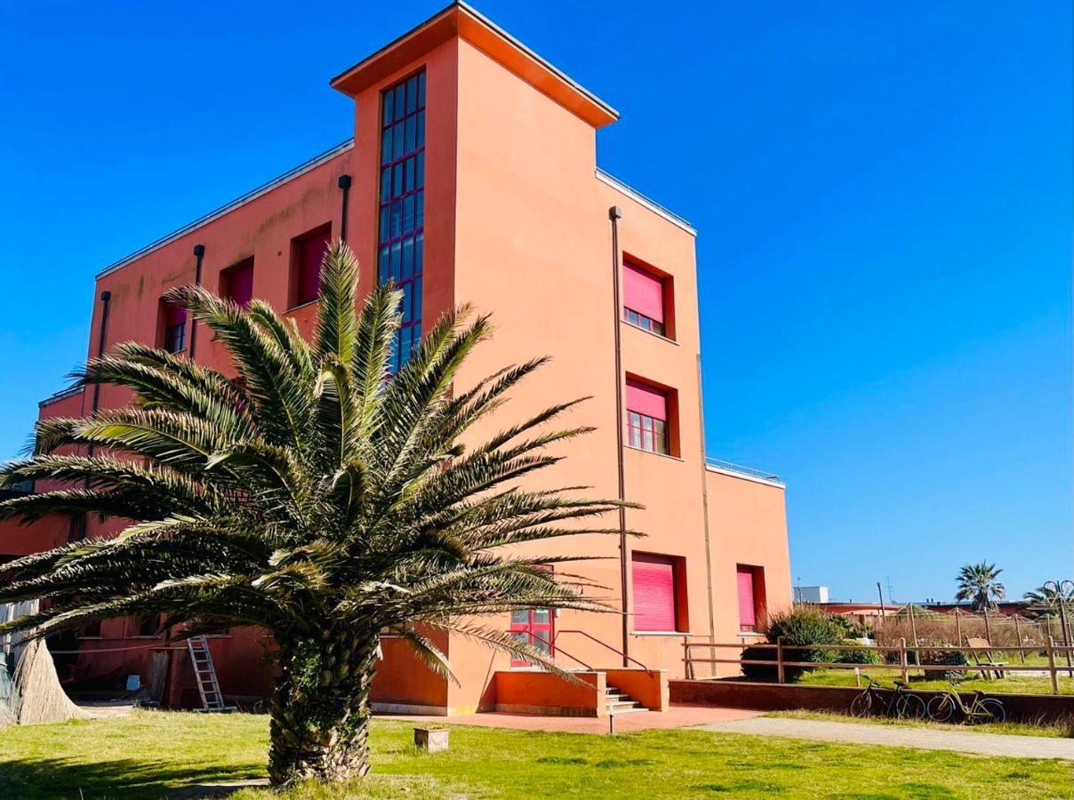 Regina Beach Holiday Apartments Tirrenia Εξωτερικό φωτογραφία
