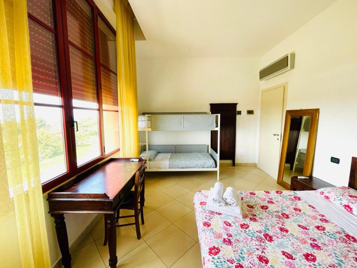 Regina Beach Holiday Apartments Tirrenia Εξωτερικό φωτογραφία