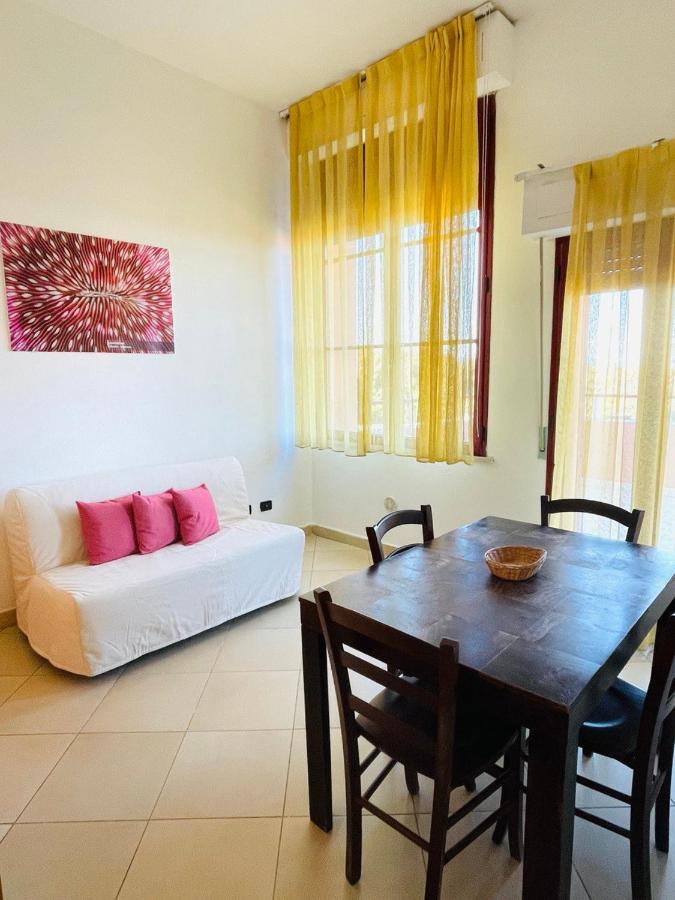 Regina Beach Holiday Apartments Tirrenia Εξωτερικό φωτογραφία